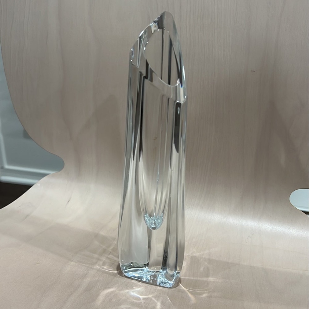 Baccarat crystal rose bud vase three side 9”tall signed clear